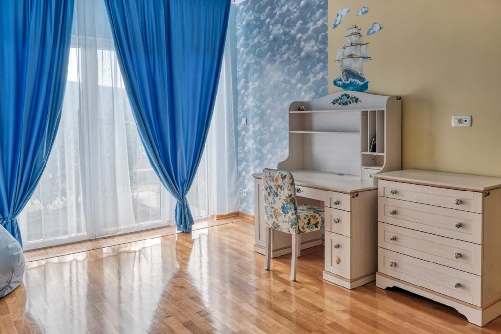 Image of Apartment - 2 Bedrooms - 2 Bathrooms for Sale in Herceg-Novi-Kumbor-Montenegro, Image 4